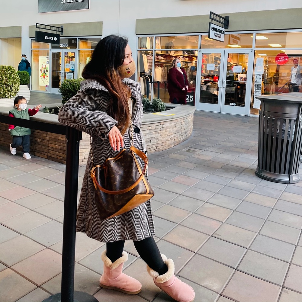 Lv bucket shoulder bag - Picture 11 of 12